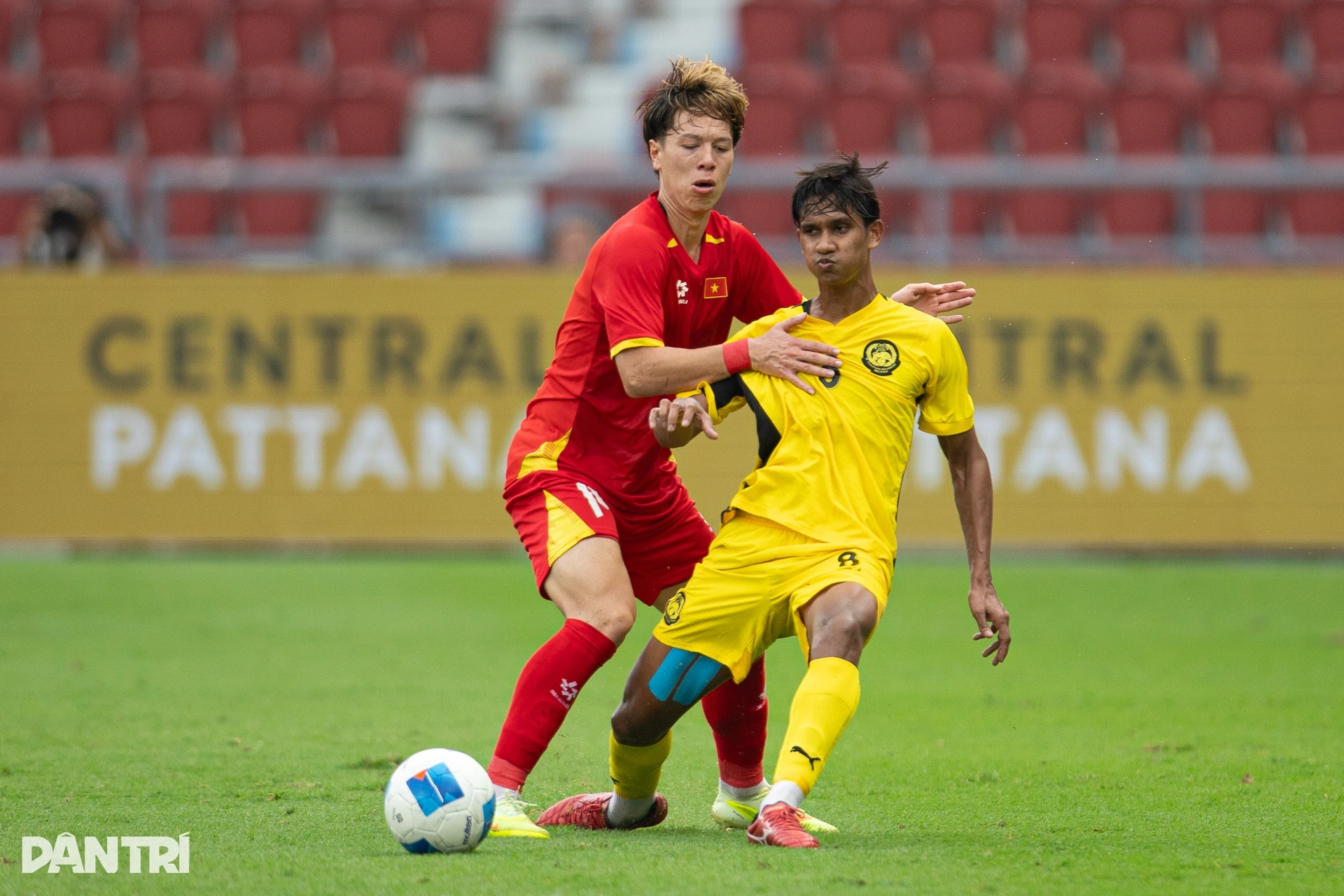 Báo Malaysia nêu sai lầm khiến đội nhà mất vé dự Asiad về tay U23 Việt Nam