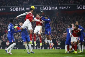 Chelsea hóa giải bài phạt góc của Arsenal thế nào